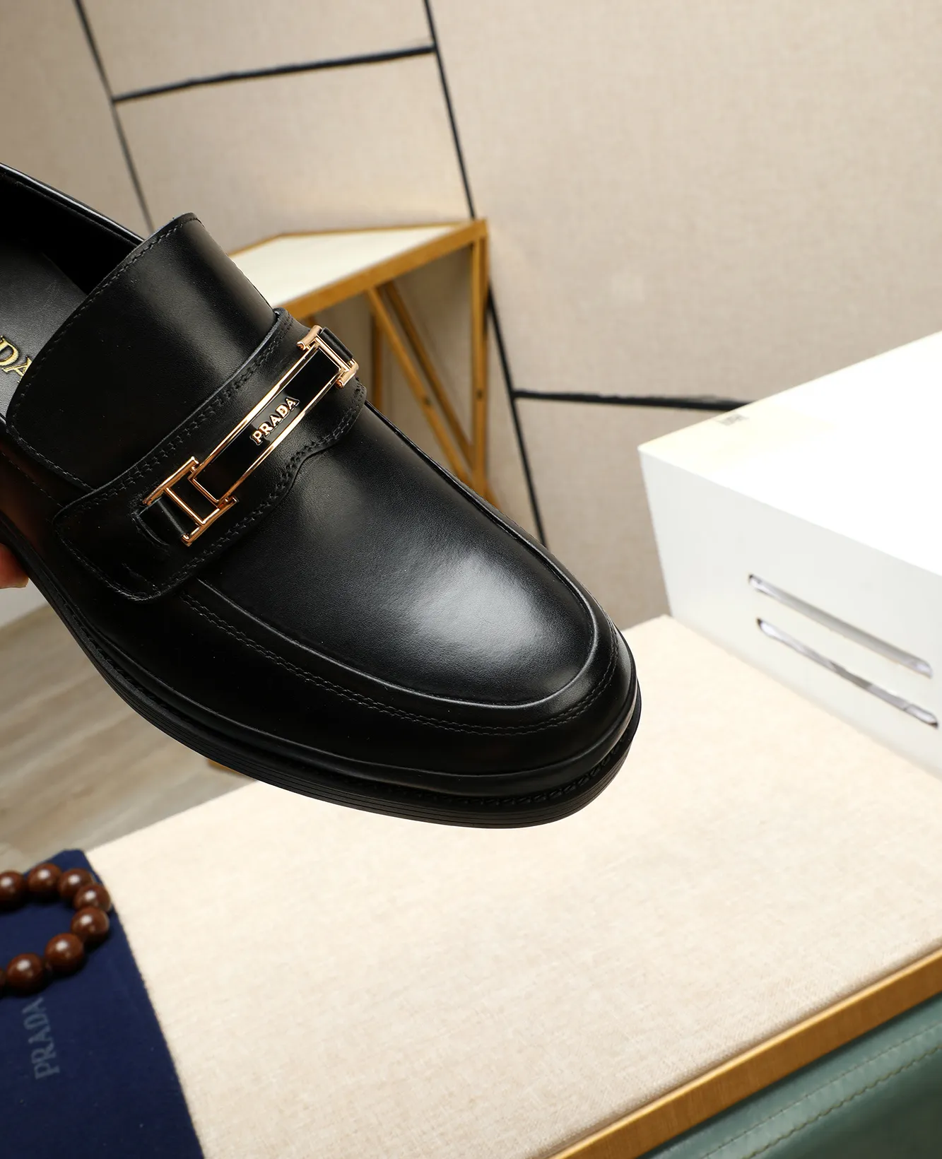 Men's men's shoes 💰540 (water-dyed cow leather) 📛📛PRADA high-end counter's latest formal business leather shoes 👔original and highest quality! Imported from Italy 🇮🇹 first-layer calfskin fabric ➕ cowhide lining Original outsole Formal size: 38➖44 (45 customized)